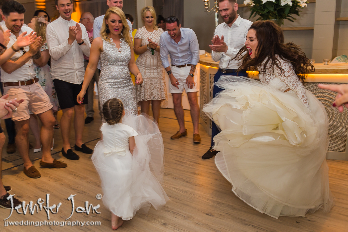 weddings for photographer for weddings at puente romano marbella