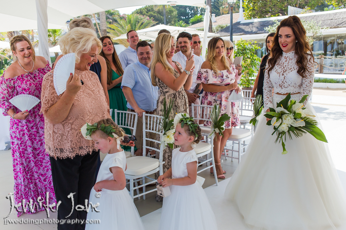 weddings for photographer for weddings at puente romano marbella